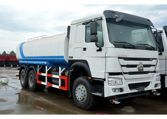 ユーロIIの放出Sinotruk HOWO水容器のトラック